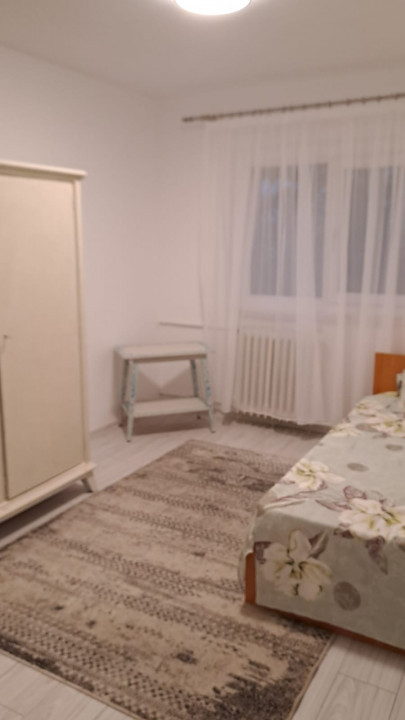 INCHIRIERE  | Apartament 3 camere | GORJULUI |  450  EURO