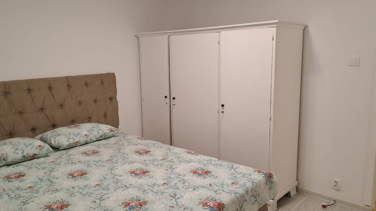 INCHIRIERE  | Apartament 3 camere | GORJULUI |  450  EURO